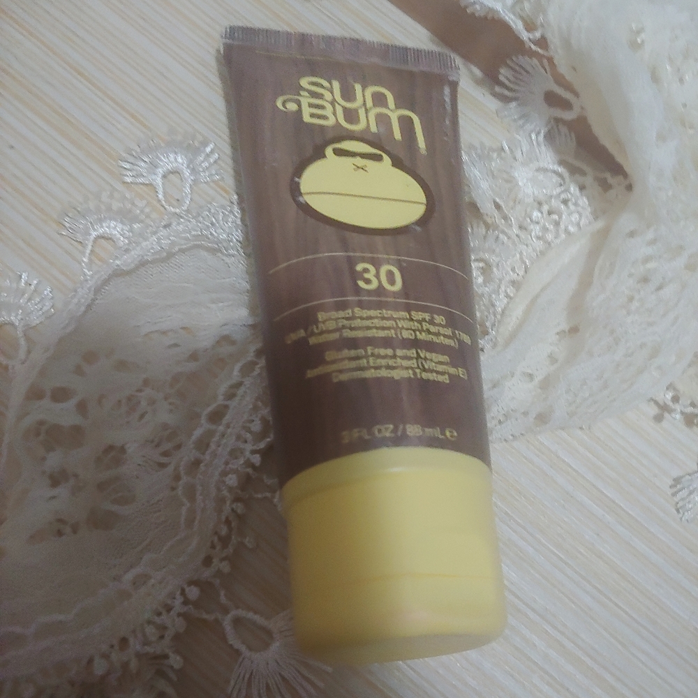 NEW sunbum spf 30 sunblock 🌞